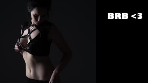 Snapshot of lyrafantasy chatting on March 7, 1:08 pm Lura online show from March 7, 1:08 pm