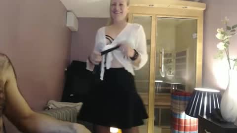 lyssaradivine online show from November 1, 9:28 pm