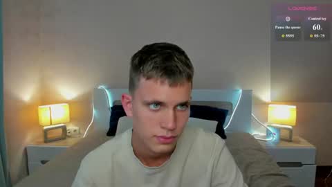 m0neyken_ online show from July 1, 8:38 am