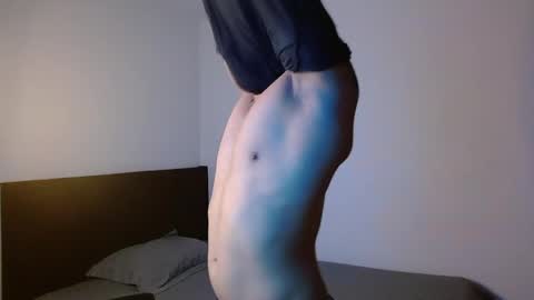 Snapshot of m1chaelx_ chatting on May 26, 2:29 am MICHAEL online show from May 26, 2:29 am
