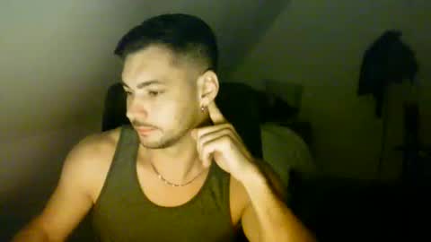 Snapshot of m1recevierrr chatting on October 3, 2:08 am m1recevierrr online show from October 3, 2:08 am