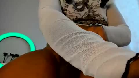 eimy- acuarius online show from September 14, 1:10 pm