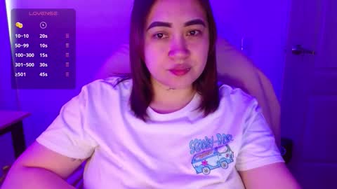Snapshot of m33li chatting on October 3, 9:23 pm Meli online show from October 3, 9:23 pm