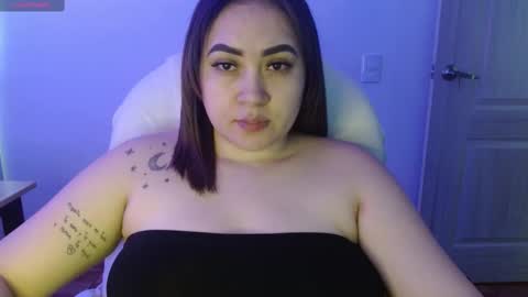 Snapshot of m33li chatting on October 19, 9:15 pm Meli online show from October 19, 9:15 pm