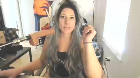 M3ta online show from October 10, 7:02 pm