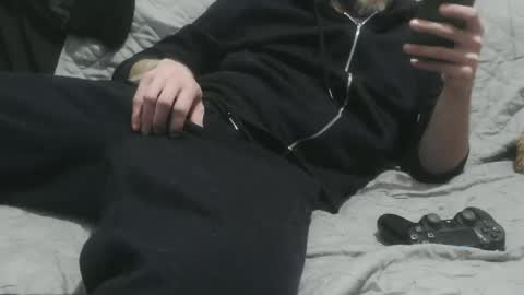 Snapshot of m4dh4tter24 chatting on January 9, 10:31 pm m4dh4tter24 online show from January 9, 10:31 pm