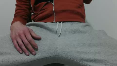Snapshot of m4dh4tter24 chatting on January 11, 9:42 pm m4dh4tter24 online show from January 11, 9:42 pm