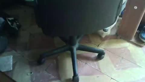 model independient online show from December 2, 8:33 pm