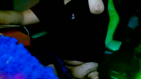 model independient online show from February 24, 3:37 am