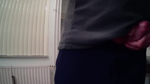 m_daan1969 online show from December 3, 4:28 pm