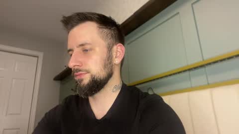 m_stephen online show from April 21, 3:13 am