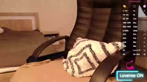 Snapshot of m_u_a_h chatting on October 10, 5:39 am im Rita online show from October 10, 5:39 am