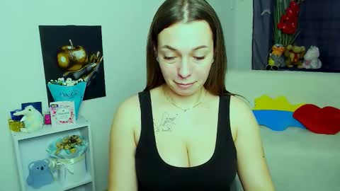 Vikki online show from March 21, 10:53 am