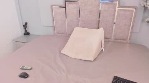 Snapshot of maaracooper chatting on January 18, 3:42 am Maraacooper online show from January 18, 3:42 am