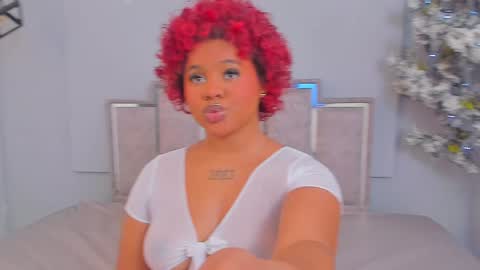 Snapshot of maaracooper chatting on February 2, 3:54 am Maraacooper online show from February 2, 3:54 am