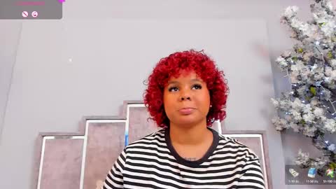 Snapshot of maaracooper chatting on February 14, 10:17 am Maraacooper online show from February 14, 10:17 am