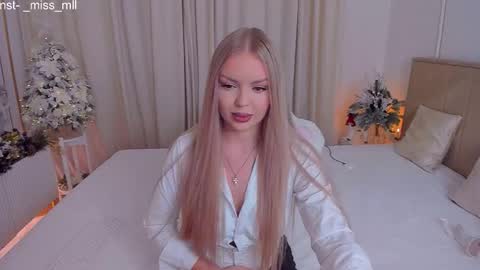 Mary online show from January 14, 6:57 pm