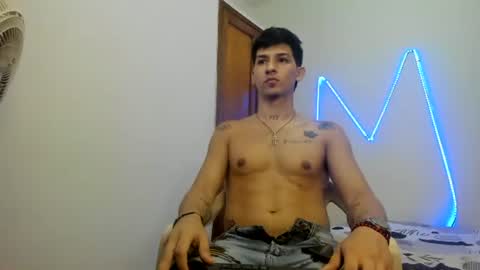Snapshot of maaster420 chatting on November 9, 1:31 pm itgram pezlo josue online show from November 9, 1:31 pm