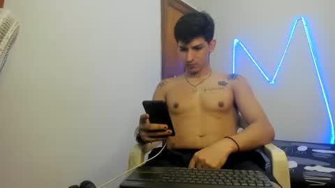 Snapshot of maaster420 chatting on November 17, 2:12 pm itgram pezlo josue online show from November 17, 2:12 pm