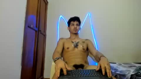 Snapshot of maaster420 chatting on December 13, 7:53 pm itgram pezlo josue online show from December 13, 7:53 pm