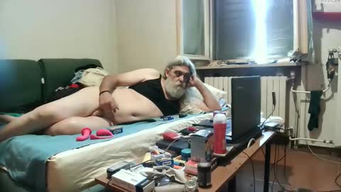 maax1970 online show from September 13, 9:53 am