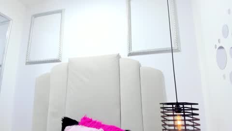 Mazikeen  online show from October 1, 7:09 pm