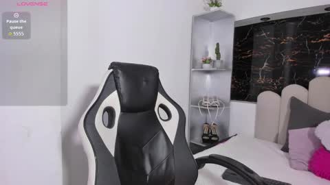 Mazikeen  online show from November 5, 4:34 am