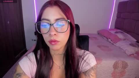 Sara online show from February 24, 4:43 am