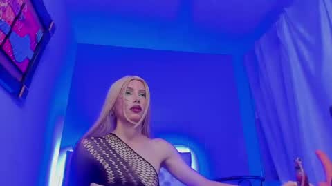 Snapshot of mabbelnova chatting on June 20, 1:52 am mabbelnova online show from June 20, 1:52 am