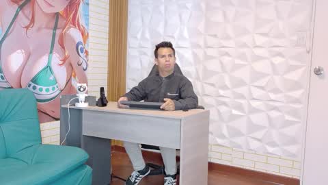 Snapshot of mabelineyesgreen303av chatting on November 4, 1:05 am mabelineyesgreen303av online show from November 4, 1:05 am