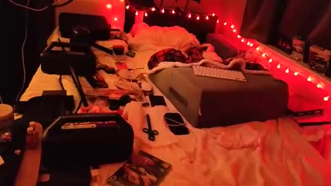 mac1119 online show from February 2, 5:50 am