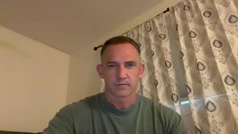 Snapshot of mac4122 chatting on July 13, 11:29 pm mac4122 online show from July 13, 11:29 pm