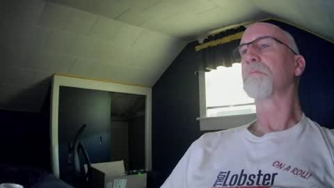 Snapshot of mac8181 chatting on June 27, 10:31 am mac8181 online show from June 27, 10:31 am