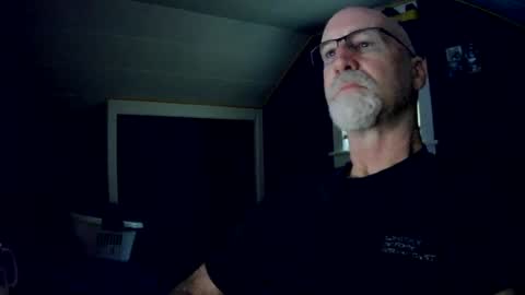 Snapshot of mac8181 chatting on August 8, 10:06 am mac8181 online show from August 8, 10:06 am