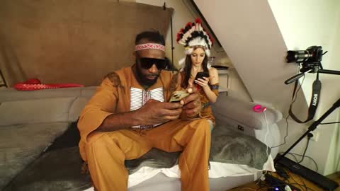 Mac Troy online show from December 12, 8:53 pm