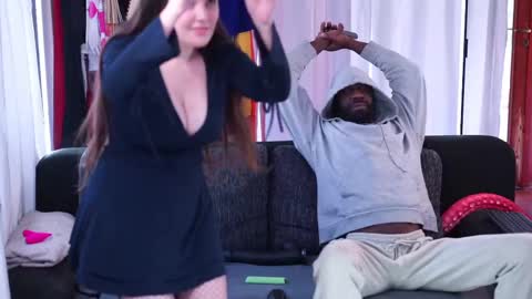 Mac Troy online show from March 7, 12:45 pm