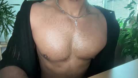Snapshot of machine_15_ chatting on April 24, 12:40 pm machine_15_ online show from April 24, 12:40 pm