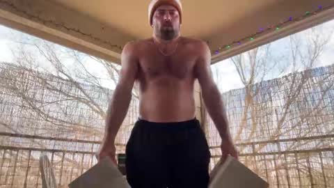 Matt online show from February 3, 9:20 pm