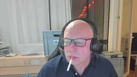 Andy online show from February 8, 10:35 pm