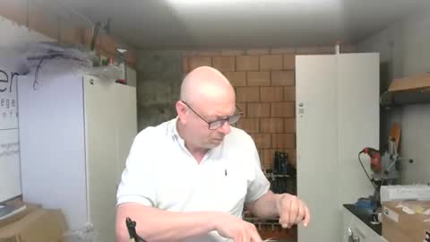 Andy online show from April 21, 3:07 pm