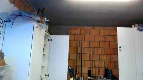 Andy online show from June 17, 6:09 pm