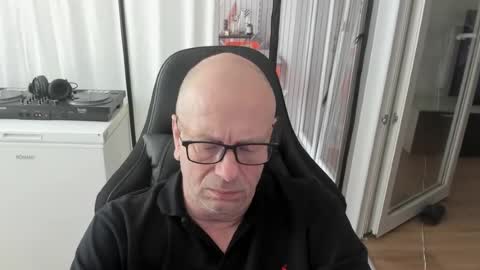 Andy online show from July 20, 3:14 pm