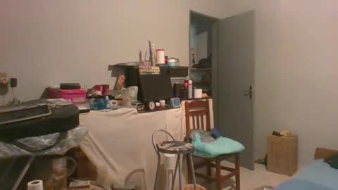 MACHOLIVRE online show from April 25, 1:41 pm