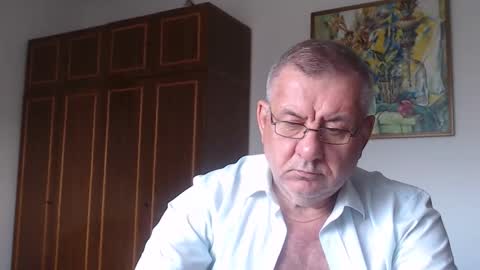 Macho online show from September 19, 3:02 pm