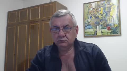 Macho online show from March 18, 7:50 pm