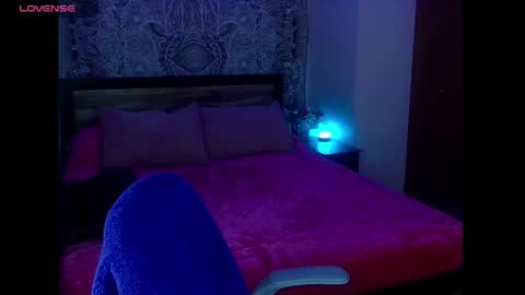 maciimayy online show from April 25, 12:13 am