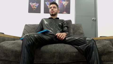 instagram mackdanielsx online show from February 15, 5:42 pm