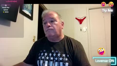 mackdocc001 online show from November 2, 7:38 pm