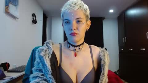 Noah Askew online show from March 13, 1:01 am