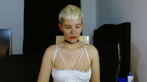 Noah Askew online show from April 25, 5:32 am